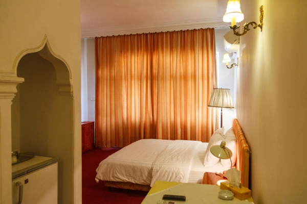 Karoon Hotel (Teheran)